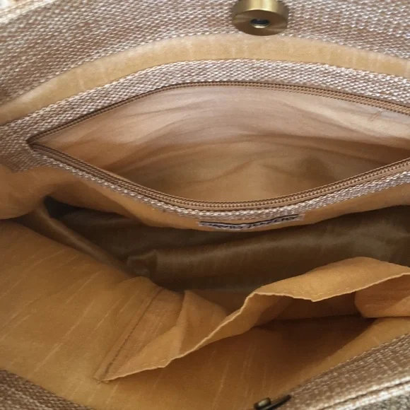 NEW DAVID JEFFREY Neutral Tote Handbag Double Handles Tassel Exterior Zip Pocket